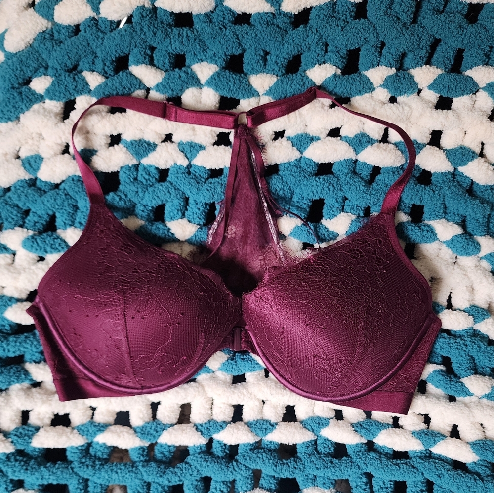 Victoria's Secret - Halter 38D